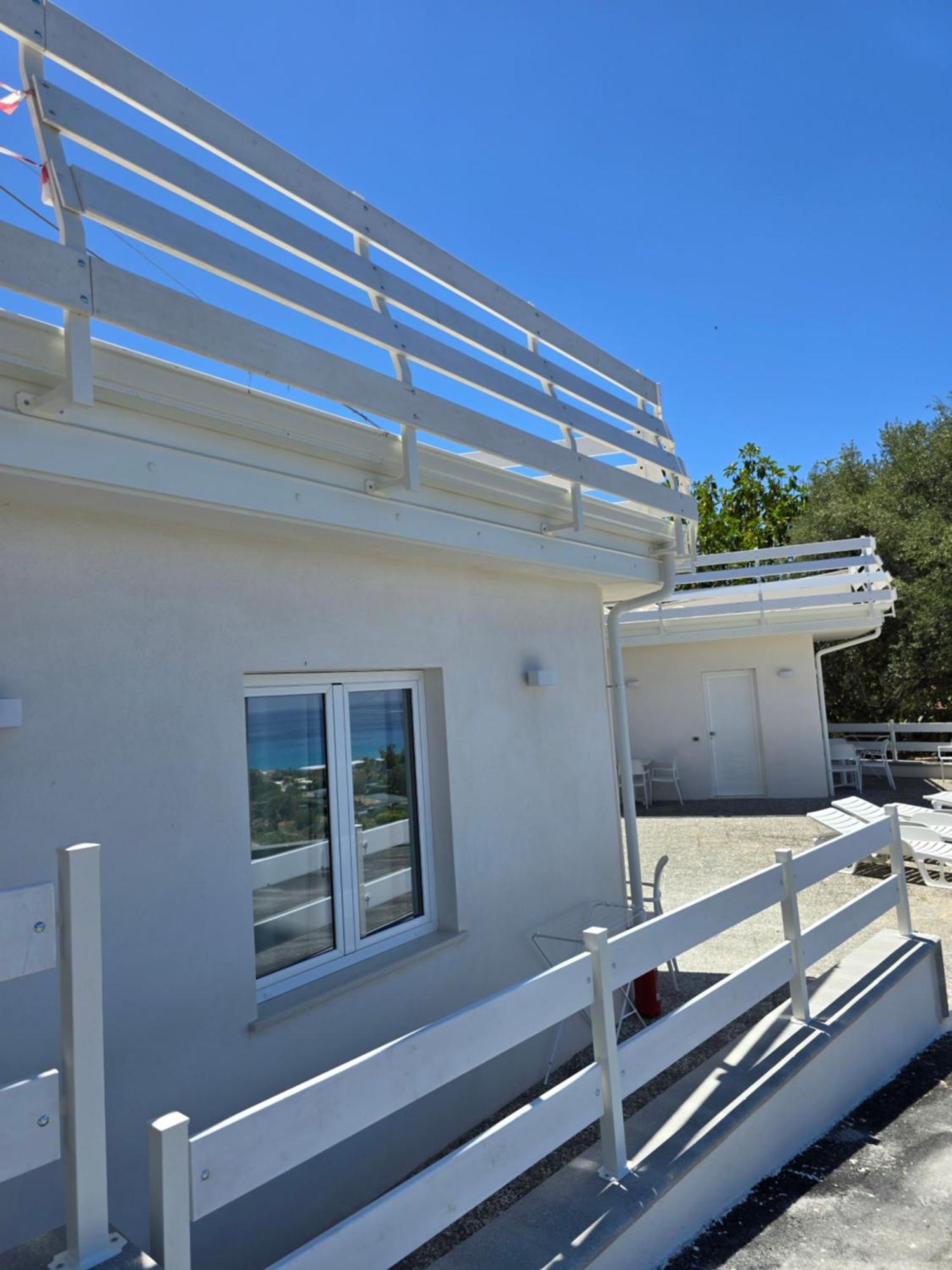 Hotel La Praia Zambrone Luaran gambar